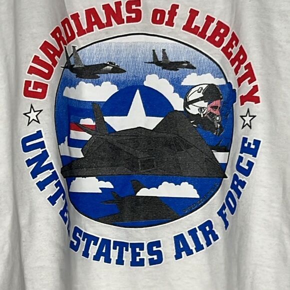 Guardians of Liberty: United States, Air Force T-Shirt - Picture 4 of 7